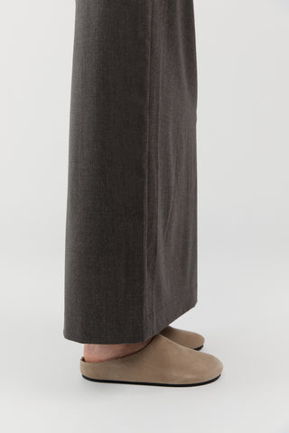 Suede Mule, Rock