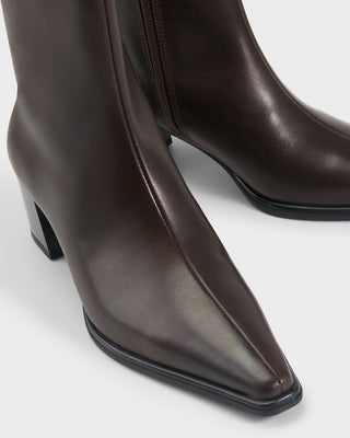 Giselle, Chocolate