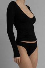Load image into Gallery viewer, Recline V Long Sleeve, Black

