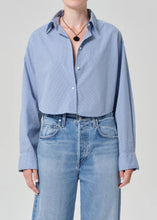 Load image into Gallery viewer, Ana Cropped Shirt, Banker Blue Plaid
