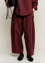 Load image into Gallery viewer, Balloon Pant, Merlot
