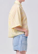 Load image into Gallery viewer, Merrin Shirt, Lemon Drop
