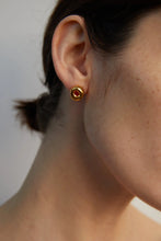 Load image into Gallery viewer, Bagel Studs, Gold
