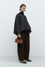 Load image into Gallery viewer, Bow Shirt, Black
