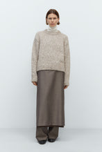 Load image into Gallery viewer, Chunky Sweater, Beige Melange
