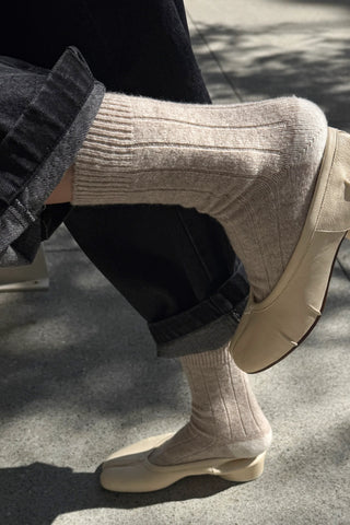 Classic Cashmere Socks, Fawn