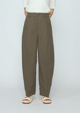 Load image into Gallery viewer, Papery Lantern Trouser, Olive
