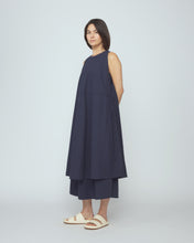 Load image into Gallery viewer, Papery Layered Dress, Navy

