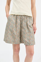 Load image into Gallery viewer, Edgar Shorts, Flower Field
