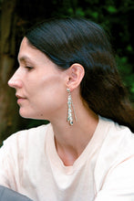 Load image into Gallery viewer, Garbe Earrings, Silver
