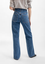 Load image into Gallery viewer, Alta Jeans, Cowboy Blue
