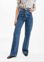 Load image into Gallery viewer, Alta Jeans, Cowboy Blue
