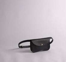 Load image into Gallery viewer, Faba, Black
