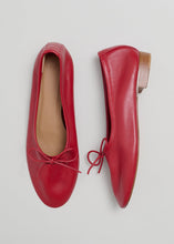 Load image into Gallery viewer, Valentina Mary Jane Flat, Rojo

