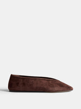 Load image into Gallery viewer, Luna Slipper, Chocolate
