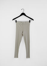 Load image into Gallery viewer, Ruffle Rib Leggings, Greige
