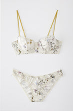 Load image into Gallery viewer, Mia Set, Vintage Floral
