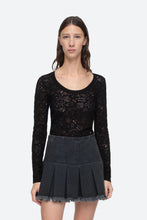 Load image into Gallery viewer, Nelle Sweater, Black
