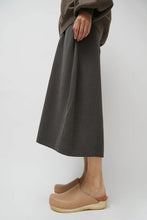 Load image into Gallery viewer, Contour Clog, Camel/Copper
