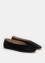Load image into Gallery viewer, Regency Slipper, Black Calf Hair
