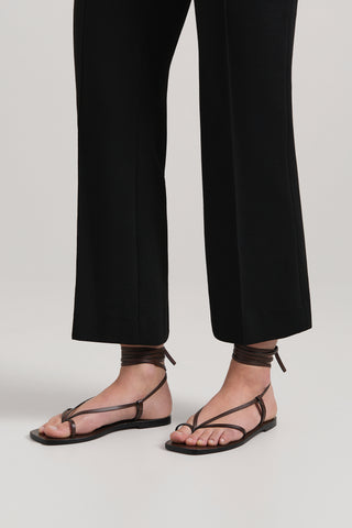 Nolan Sandal, Walnut