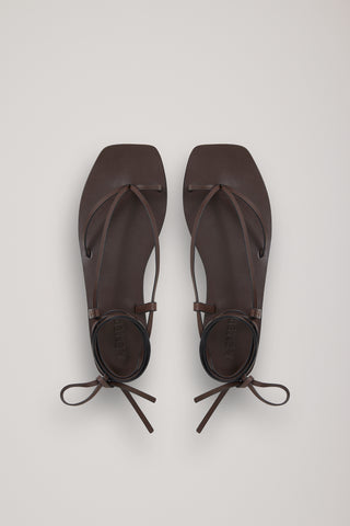 Nolan Sandal, Walnut