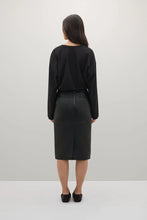 Load image into Gallery viewer, Persey Top, Black
