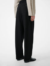 Load image into Gallery viewer, Sperro Pant, Black
