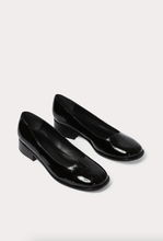 Load image into Gallery viewer, Smoking Sugar Loafer, Black

