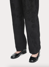 Load image into Gallery viewer, Smoking Sugar Loafer, Black

