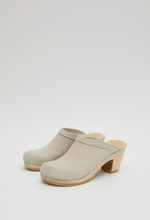 Load image into Gallery viewer, Old School Clog on High Heel, Chalk Suede
