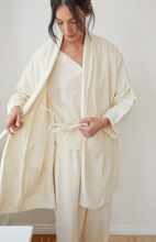 Load image into Gallery viewer, Twill Tie Trench, Natural
