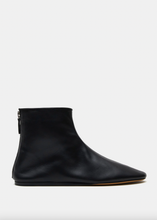 Load image into Gallery viewer, Luna Boot Leather, Black
