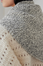 Load image into Gallery viewer, Handknit Neckerchief, Heather
