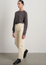 Load image into Gallery viewer, Slim Lasso, Claire Rinse
