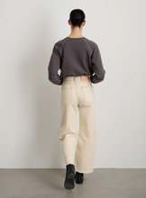 Load image into Gallery viewer, Slim Lasso, Claire Rinse
