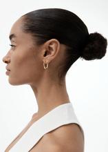 Load image into Gallery viewer, Daija Hoop Small, Gold
