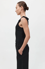 Load image into Gallery viewer, Slim Bateau Top, Black
