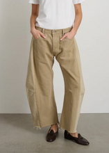 Load image into Gallery viewer, Vintage Lasso, Vintage Khaki
