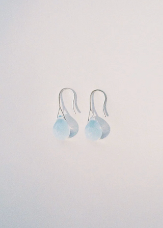 Gota Mini Earrings, Opaline White