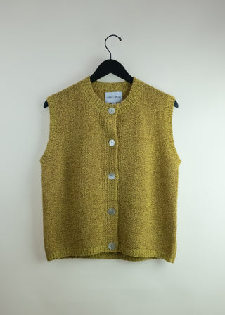 Solo Vest Textured Merino, Mustard Speckle
