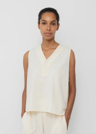 Cross Tank, Natural