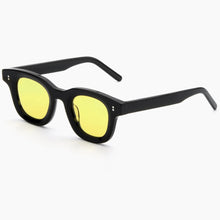 Load image into Gallery viewer, Apollo, Black / Yellow Lens
