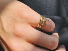 Load image into Gallery viewer, Barnes Ring, Yellow Gold
