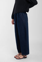 Load image into Gallery viewer, Barrel Pant, Dark Indigo
