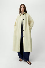 Load image into Gallery viewer, Batwing Trench, Butter

