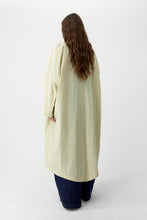Load image into Gallery viewer, Batwing Trench, Butter
