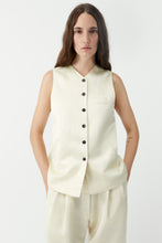Load image into Gallery viewer, Satin Tailored Vest, Marfil
