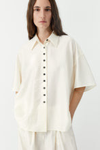 Load image into Gallery viewer, Short Sleeve Shirt, Marfil
