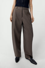 Load image into Gallery viewer, Silk Barrel Pants, Taupe
